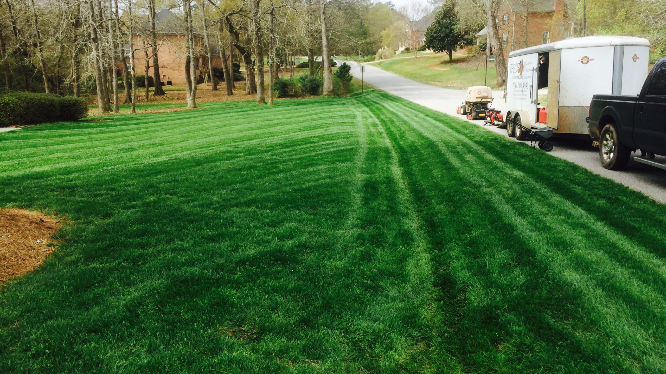 Straight And Diagonal Lawn Stripes With GreenWorks EcoScapes Lawn Care Equipment And Electric Mowers